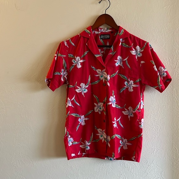 Lands’ End Hawaiian Top. Size small. - Picture 1 of 3